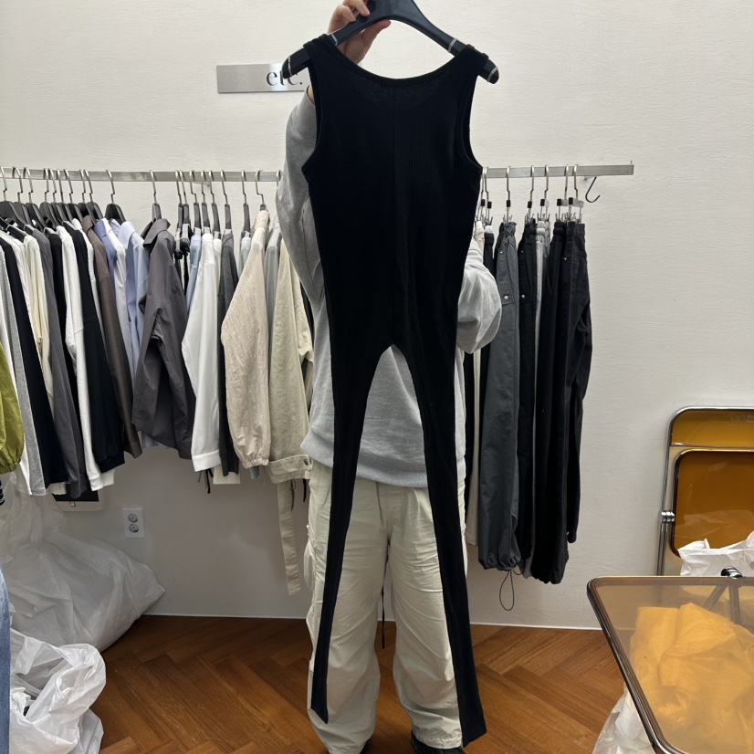 MOANA東大門直郵女士新款熱賣推薦人氣真品職業時尚吊帶背心MOANA吊帶/背心