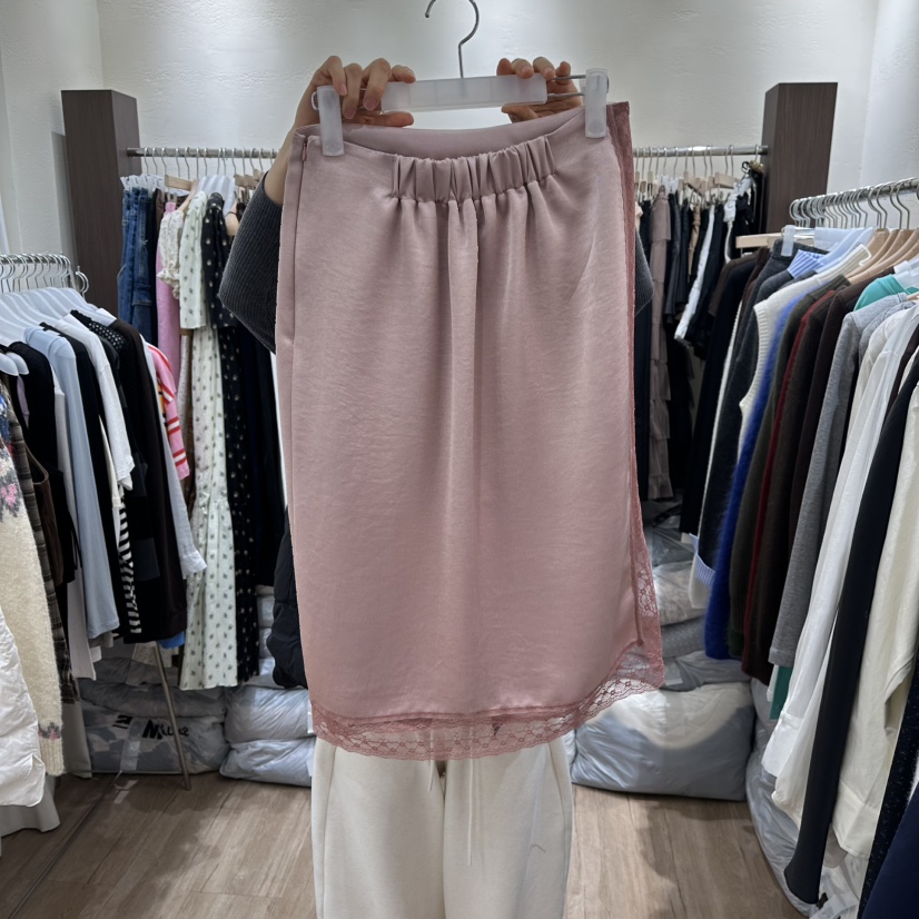 HANSUNGHYUN韓國代購女裝新品推薦休閑人氣熱賣長裙蕾絲緞面HANSUNGHYUN長裙