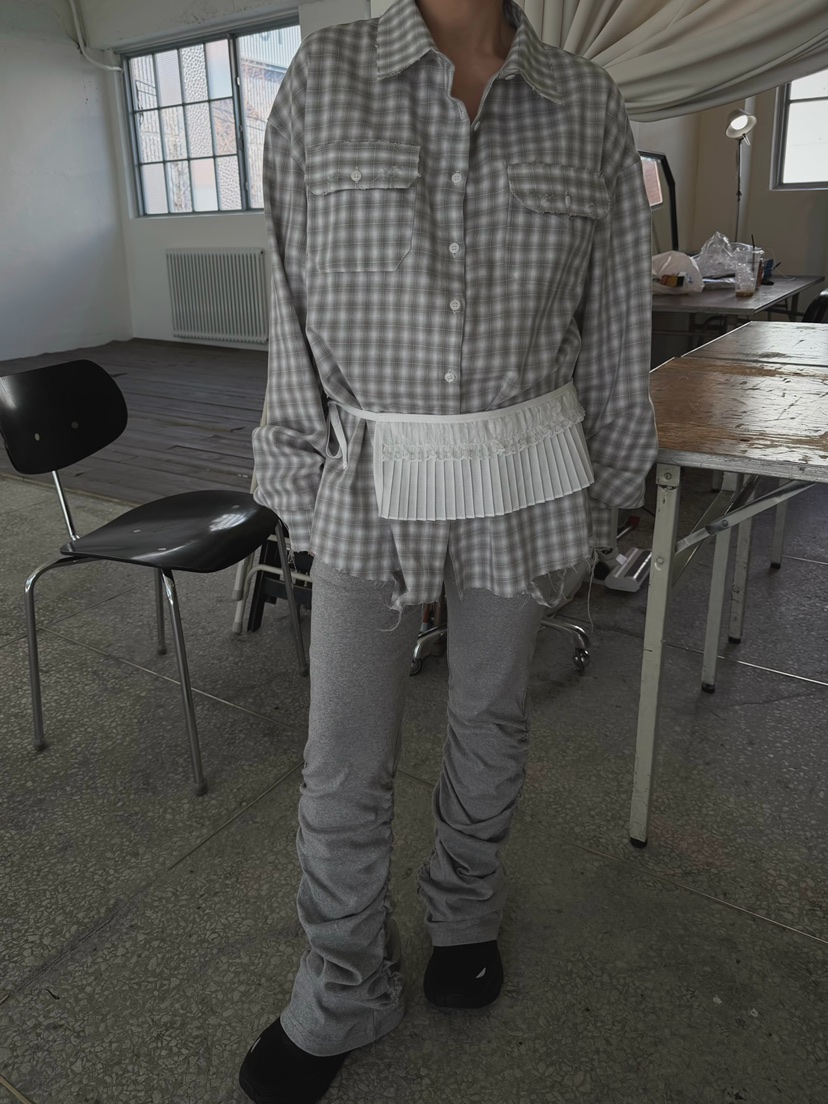 AWESOMESAUCE東大門實拍女裝新款職業真品熱賣襯衫蕾絲衫AWESOME SAUCE襯衫/蕾絲衫