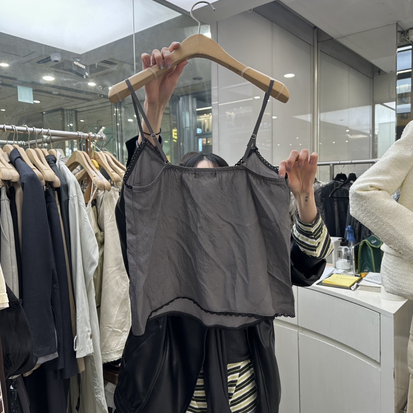 FOUNDATION東大門直郵女裝新品26春夏熱賣時尚職業吊帶背心FOUNDATION吊帶/背心