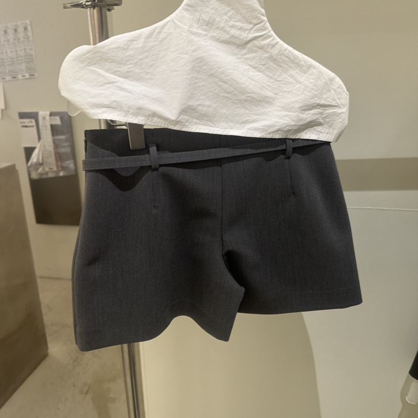 LOVE YOU SO MUCH/MORE THAN YESTERDAY東大門直郵女士新品人氣裙褲含腰帶LYSM/MORE THAN YESTERDAY裙褲