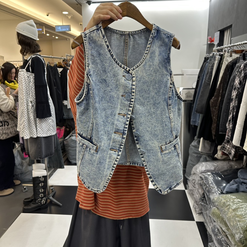 LADYBLACK東大門代購女士新品推薦人氣真品26春夏馬甲紐扣LADYBLACK/THE BLACK馬甲圖色1