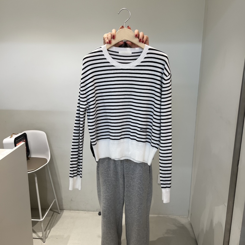 OUTRENE東大門直郵女裝新款熱賣時尚職業26春夏真品針織衫OUTRENE針織衫圖色2