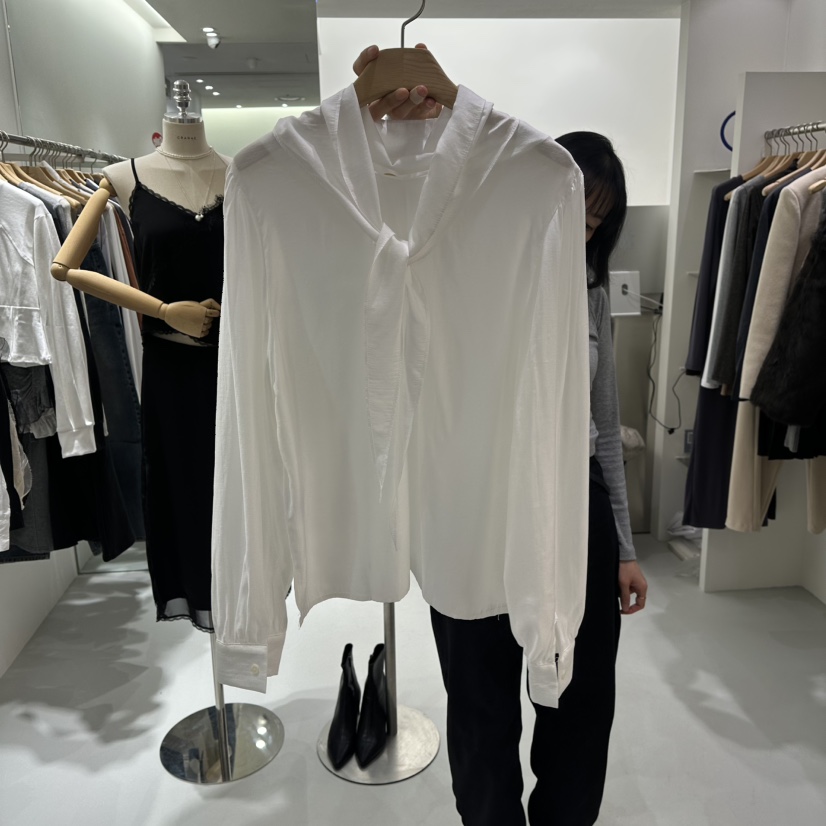 AHOY韓國直郵女裝新款職業人氣熱賣時尚真品襯衫蕾絲衫圍巾AHOY襯衫/蕾絲衫