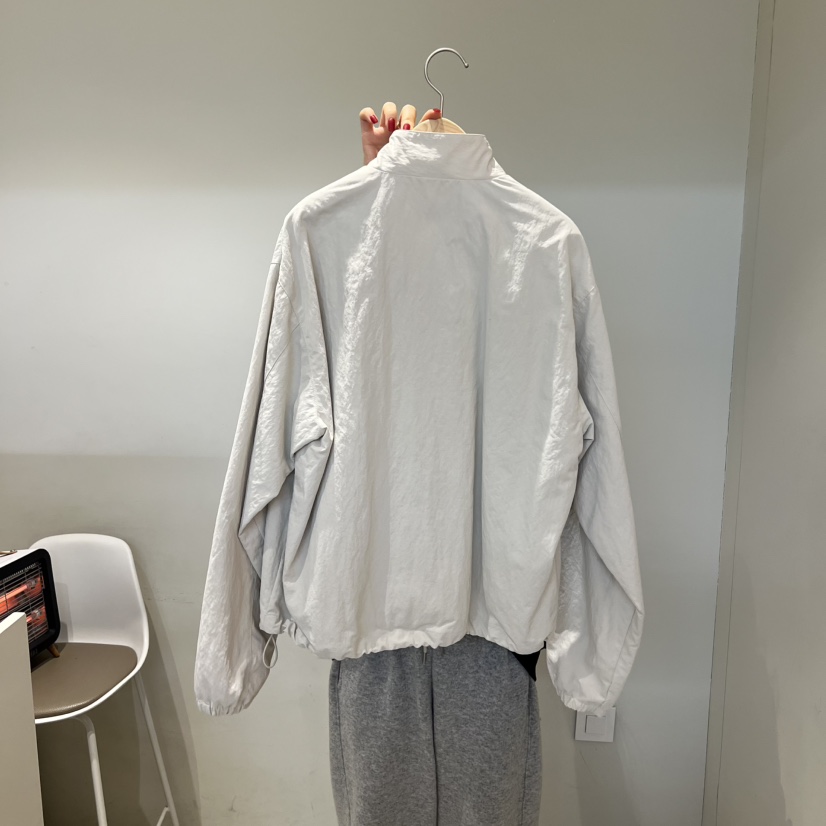 OUTRENE東大門直郵女裝新品人氣真品時尚熱賣26春夏休閑夾克OUTRENE夾克