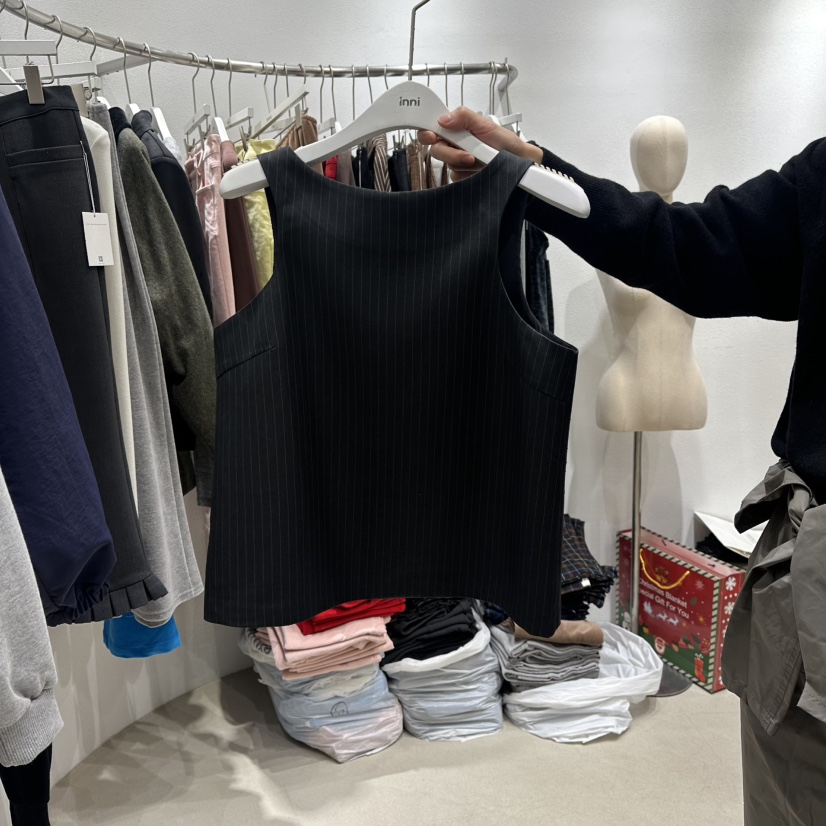 INNI韓國直郵女裝新款職業時尚26春夏人氣推薦真品吊帶背心inni吊帶/背心圖色2灰色