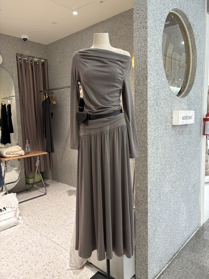 ADDICTED東大門實拍女士新款時尚推薦26春夏套裝不含腰包ADDICTED套裝圖色1