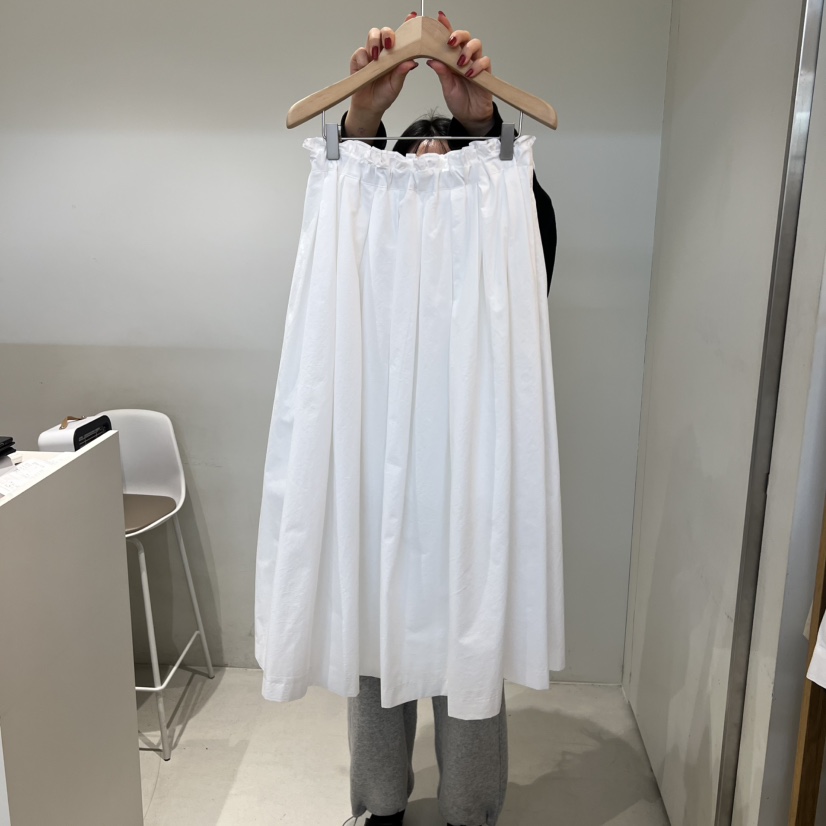 OUTRENE東大門直郵女裝新款時尚26春夏半身裙中短裙棉質褶裥OUTRENE半身裙/中短裙圖色1