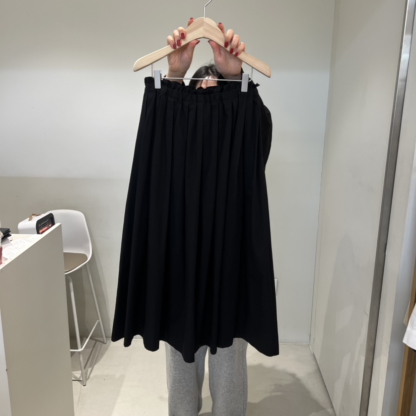 OUTRENE東大門直郵女裝新款時尚26春夏半身裙中短裙棉質褶裥OUTRENE半身裙/中短裙圖色2