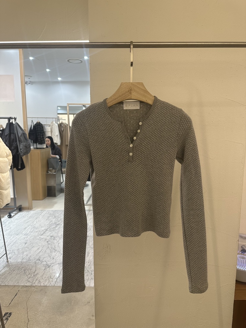 BPLAN東大門實拍女士新品推薦人氣時尚真品職業熱賣長袖T恤BPLAN長袖T恤圖色2