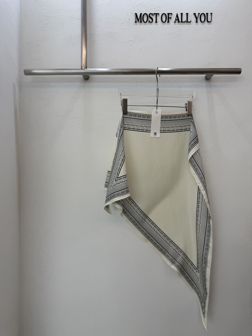 MOST OF ALL U東大門代購女士新品真品26春夏圍巾披肩圍巾MOST OF ALL U圍巾/披肩圖色1