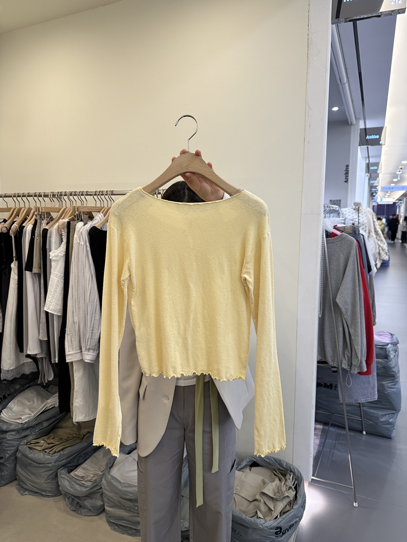 MONDAYMORING韓國代購女裝新款職業時尚熱賣長袖T恤羊毛衫MONDAYMORING長袖T恤