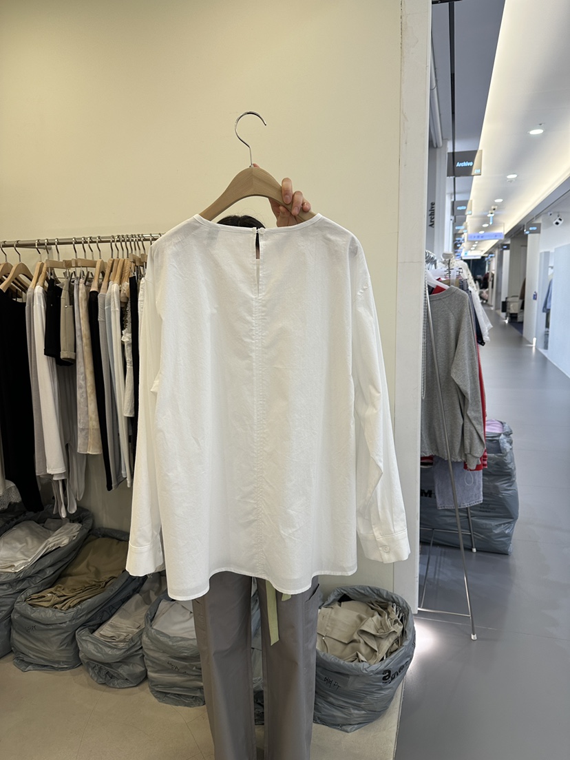 MONDAYMORING東大門實拍女士新款熱賣休閑真品襯衫蕾絲衫MONDAYMORING襯衫/蕾絲衫