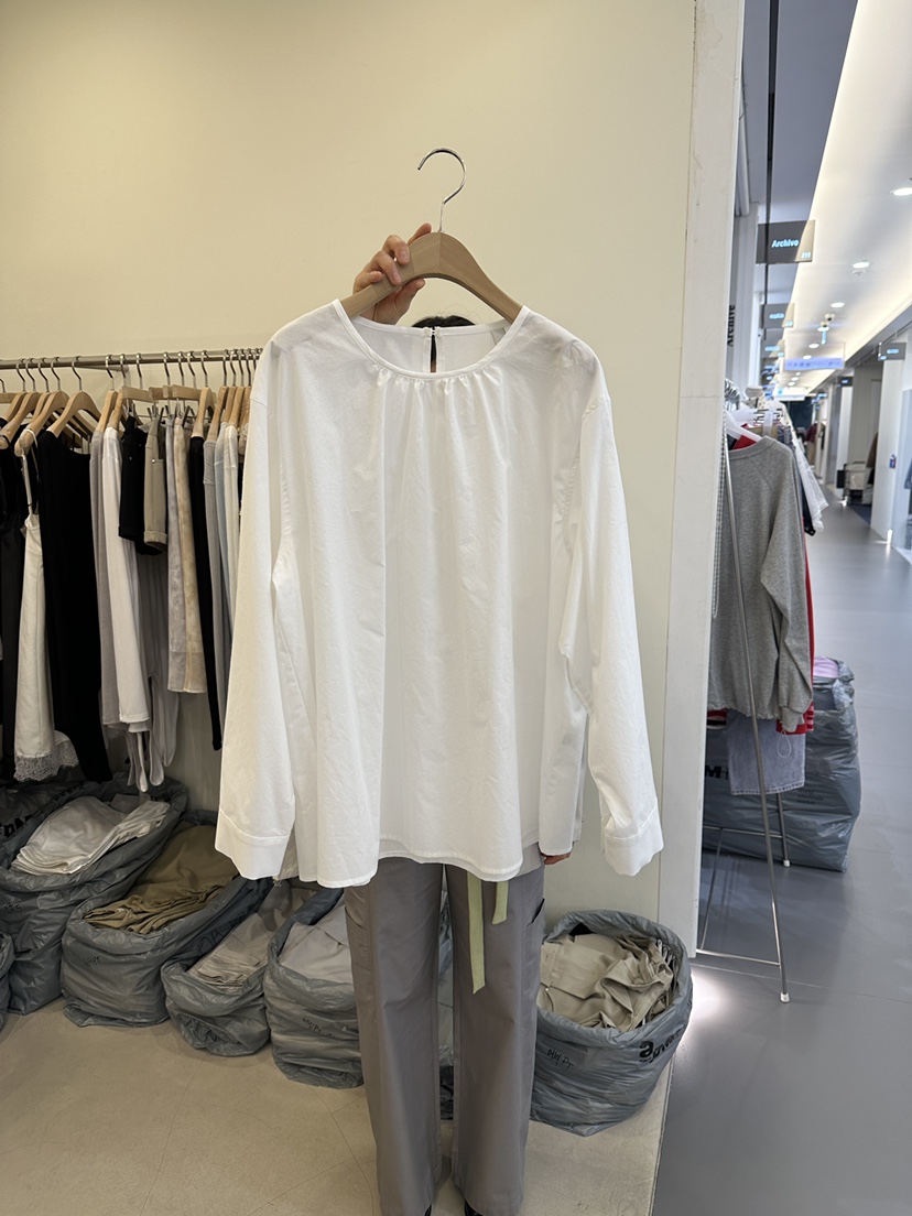 MONDAYMORING東大門實拍女士新款熱賣休閑真品襯衫蕾絲衫MONDAYMORING襯衫/蕾絲衫