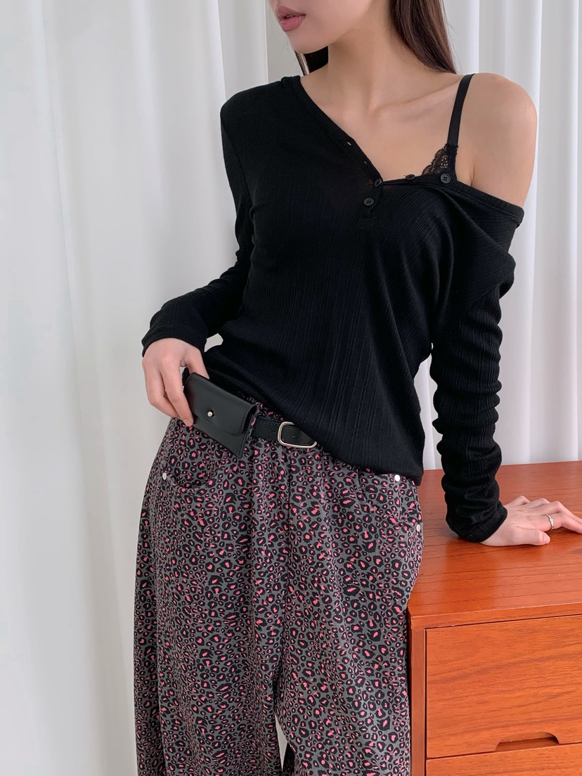 ZITTEN東大門直郵女士新品休閑時尚人氣推薦長袖T恤連帽衫ZITTEN長袖T恤