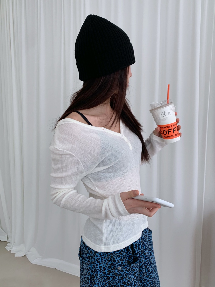 ZITTEN東大門直郵女士新品休閑時尚人氣推薦長袖T恤連帽衫ZITTEN長袖T恤