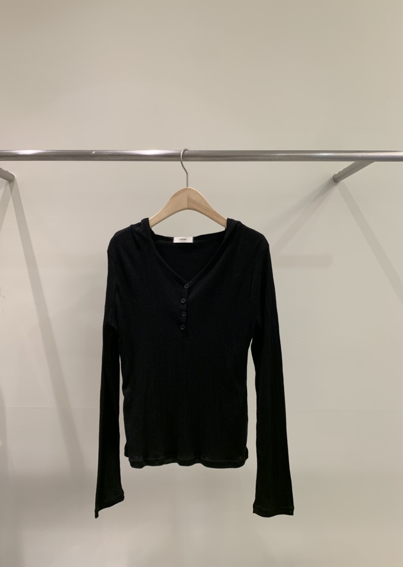 ZITTEN東大門直郵女士新品休閑時尚人氣推薦長袖T恤連帽衫ZITTEN長袖T恤圖色2