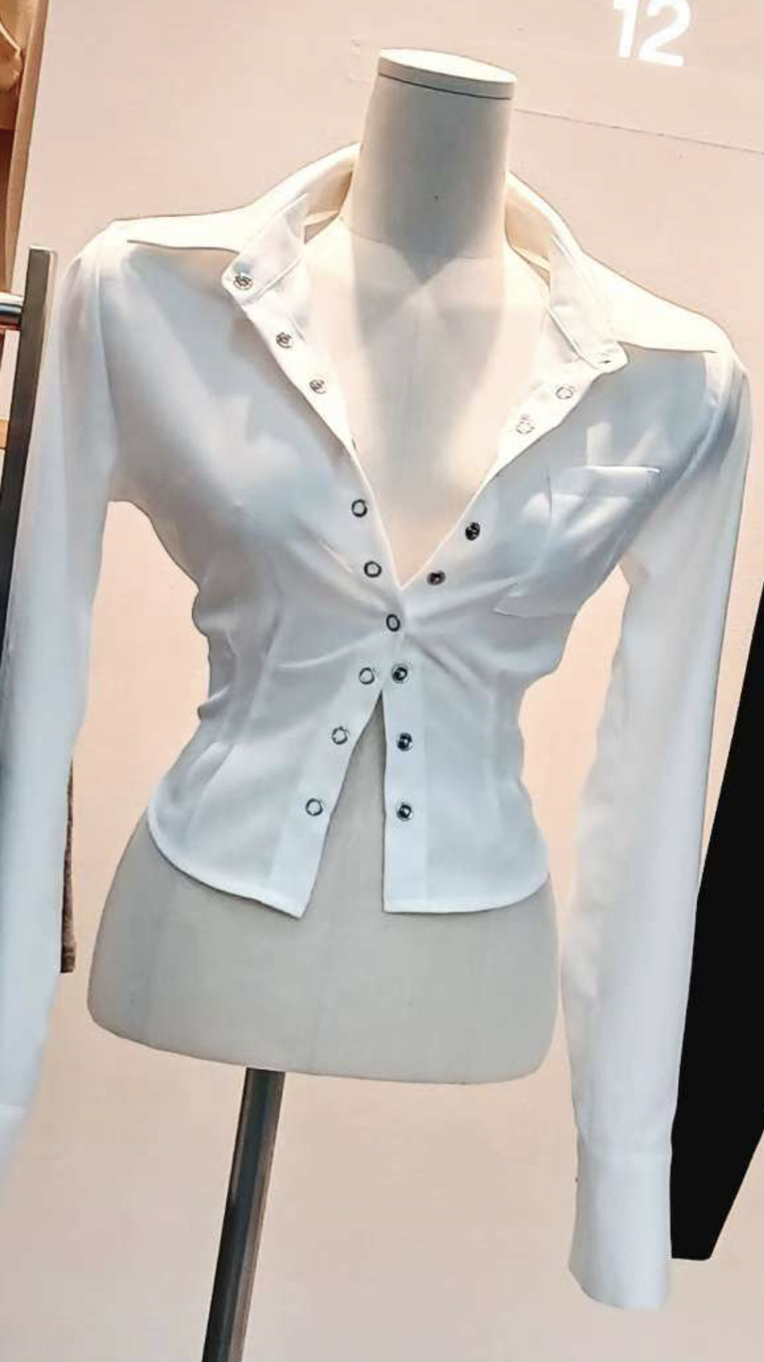 BUTTON 12東大門實拍女裝新款時尚26春夏休閑襯衫蕾絲衫BUTTON 12襯衫/蕾絲衫圖色1