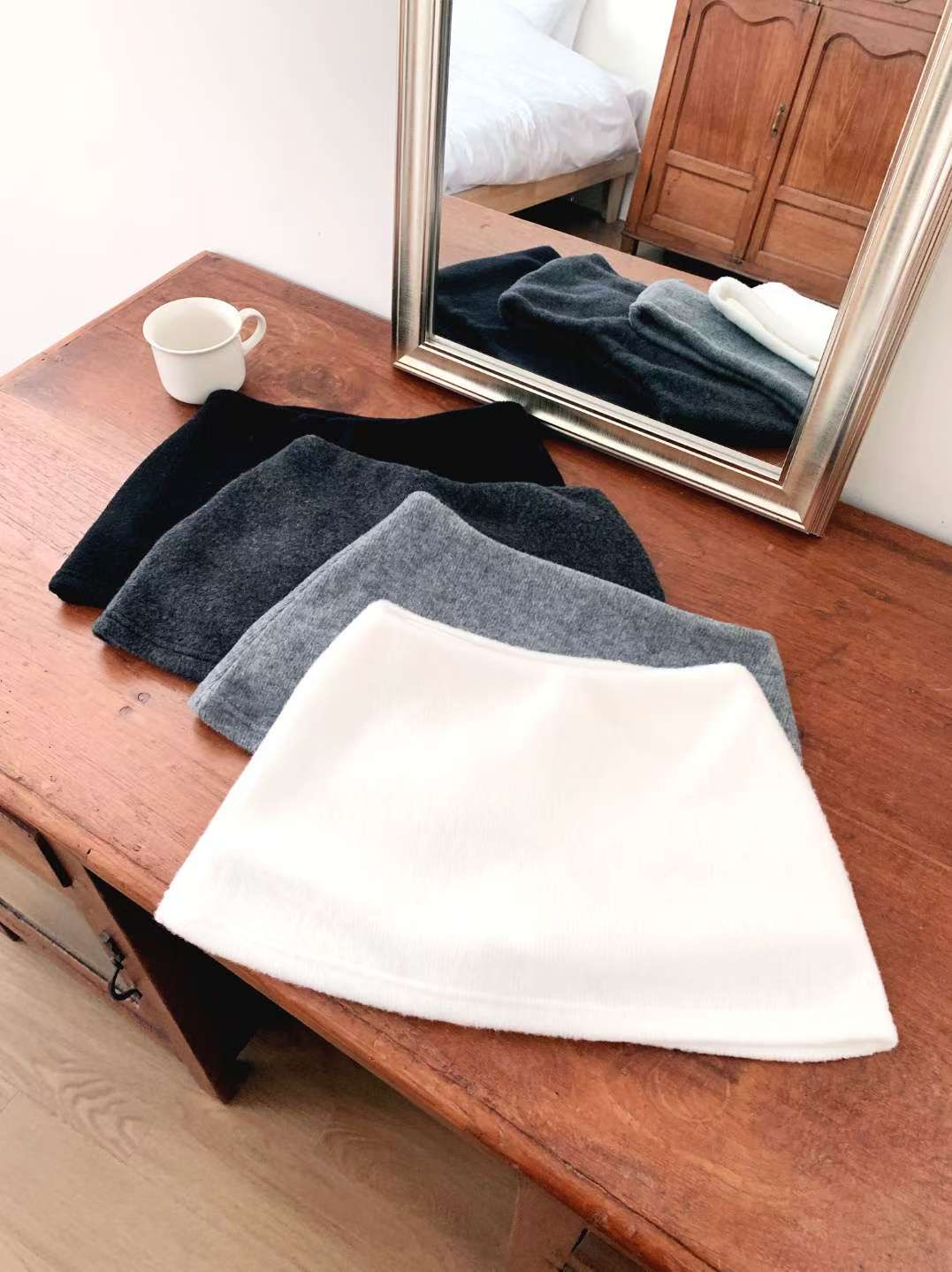 BUTTON 12韓國代購女士新品時尚人氣真品職業熱賣推薦短裙BUTTON 12短裙圖色2上二色