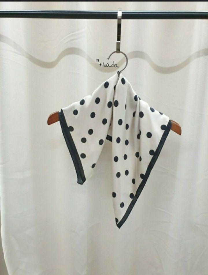 EBADA韓國直郵女士新款時尚熱賣職業推薦26春夏休閑圍巾披肩EBADA圍巾/披肩圖色1