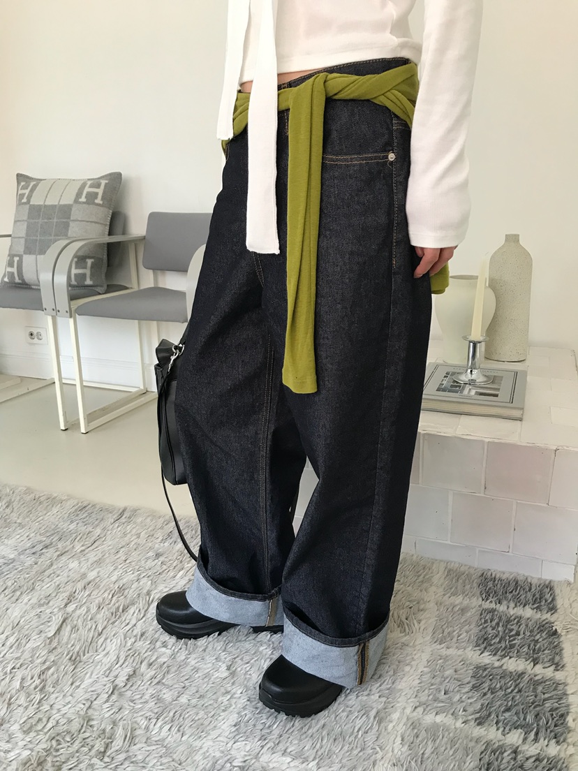 ESCHER東大門代購女裝新品熱賣職業時尚26春夏牛仔褲不褪色ESCHER牛仔褲