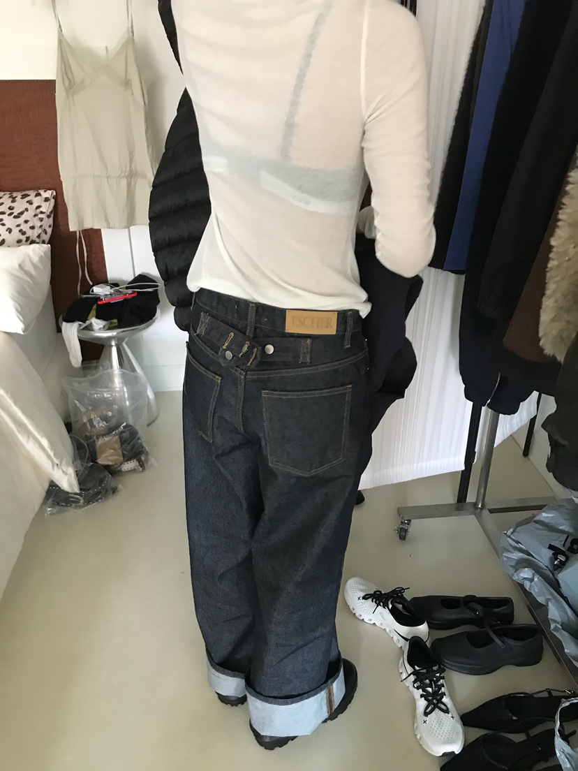 ESCHER韓國直郵女裝新品真品推薦休閑26春夏人氣時尚長袖T恤ESCHER長袖T恤