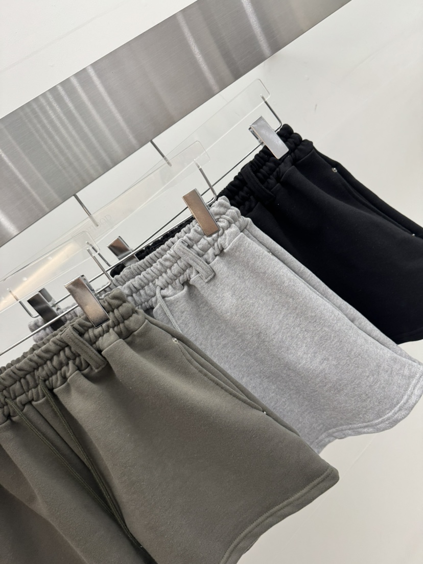 AMOOD東大門直郵女裝新款推薦時尚職業休閑熱賣人氣真品短褲AMOOD短褲