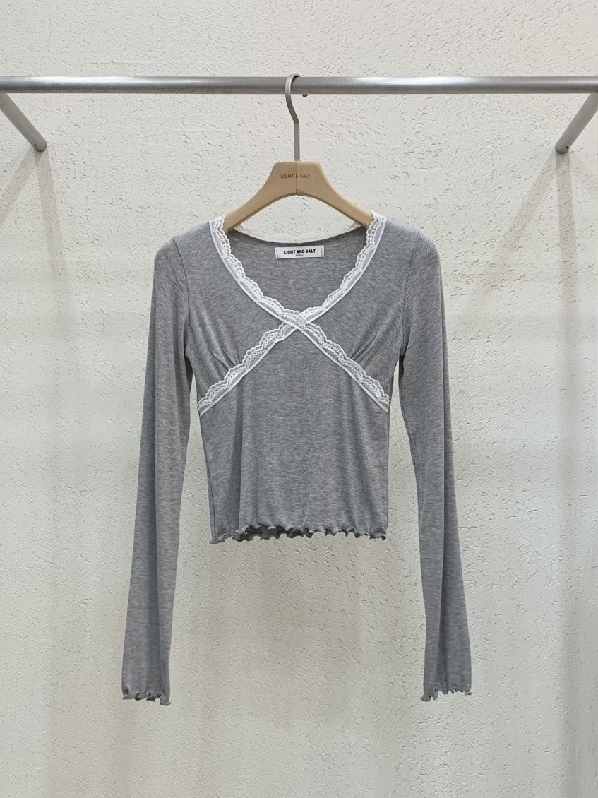 LIGHT AND SALT東大門直郵女士新品26春夏人氣長袖T恤蕾絲LIGHT AND SALT長袖T恤圖色2