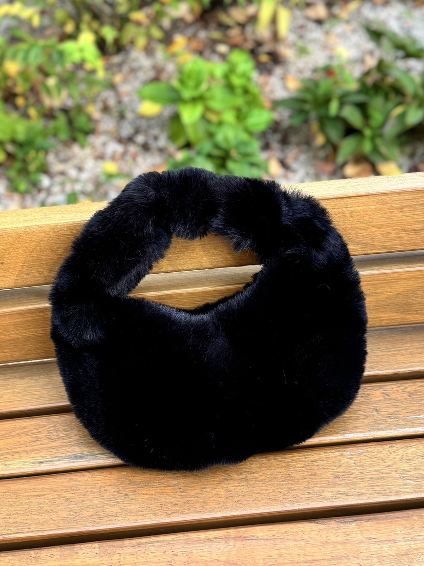 LAUNDRY韓國代購女裝新款26春夏熱賣時尚休閑人氣手提包毛絨LAUNDRY手提包