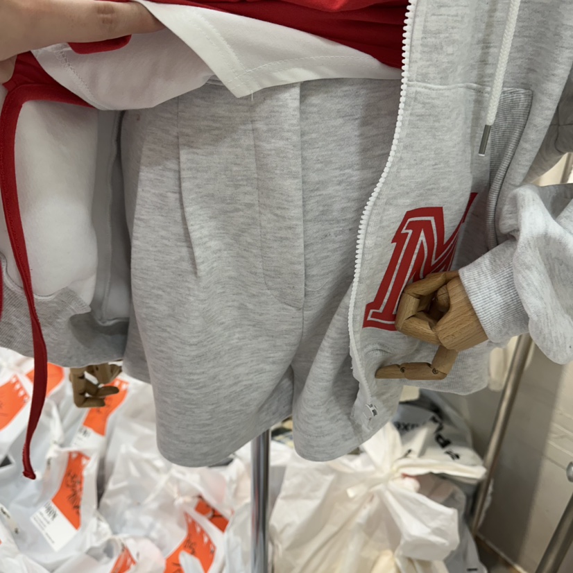 DE LINE韓國直郵女士新品人氣時尚真品職業熱賣短褲褶裥DE LINE短褲圖色2