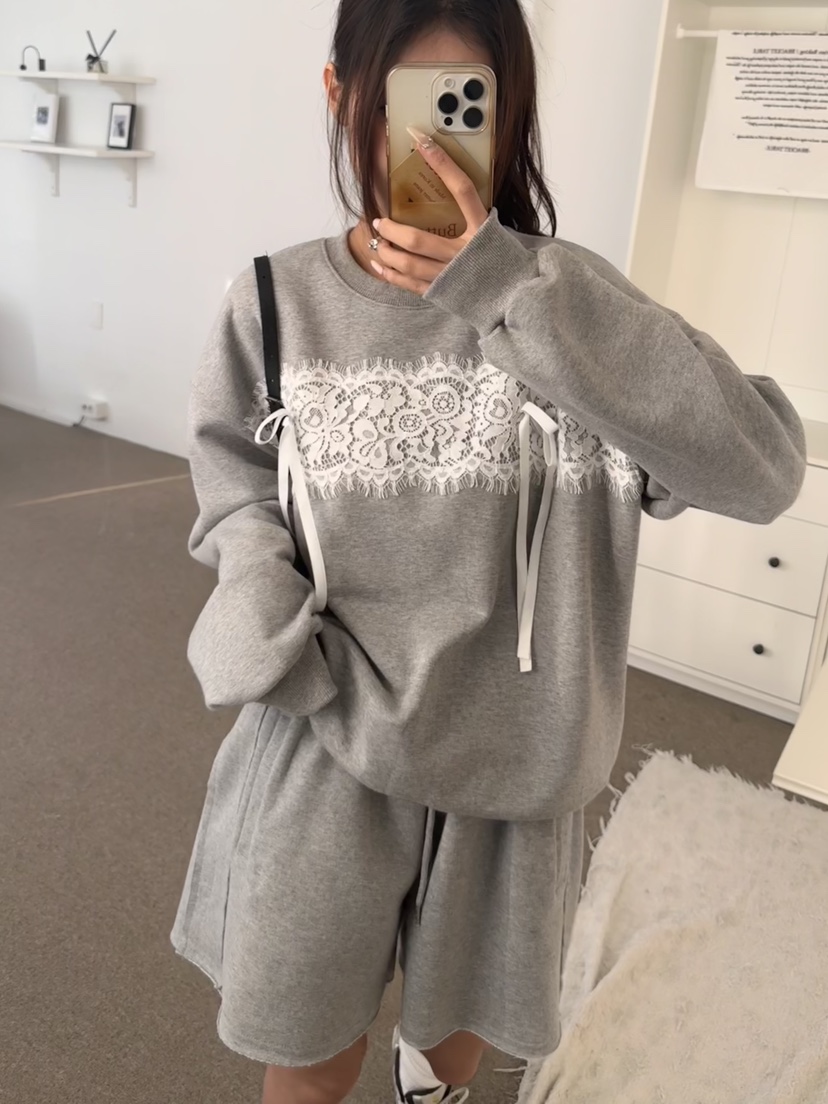 BUTTER-P東大門直郵女裝新款職業休閑人氣推薦時尚衛衣蕾絲BUTTER-P衛衣