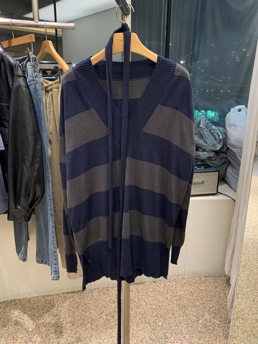 VAARA東大門實拍女裝新款熱賣人氣休閑職業推薦針織衫含脖帶VAARA針織衫圖色2