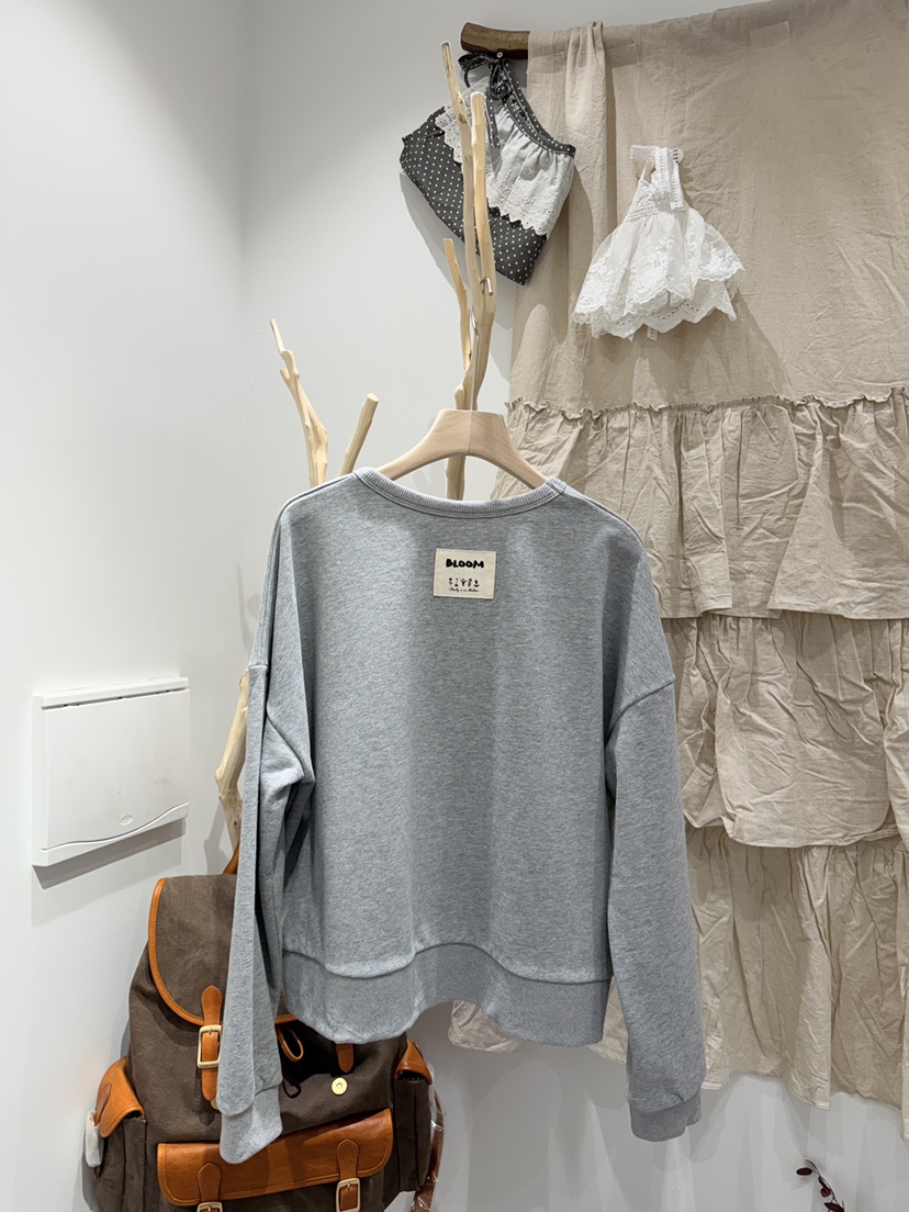 BLOOM東大門實拍女裝新品時尚26春季人氣熱賣休閑職業衛衣BLOOM-S衛衣
