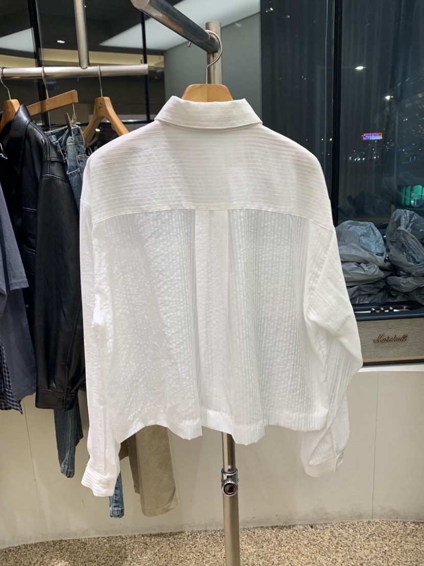 VAARA韓國代購女士新品職業26春季熱賣時尚休閑襯衫蕾絲衫VAARA襯衫/蕾絲衫