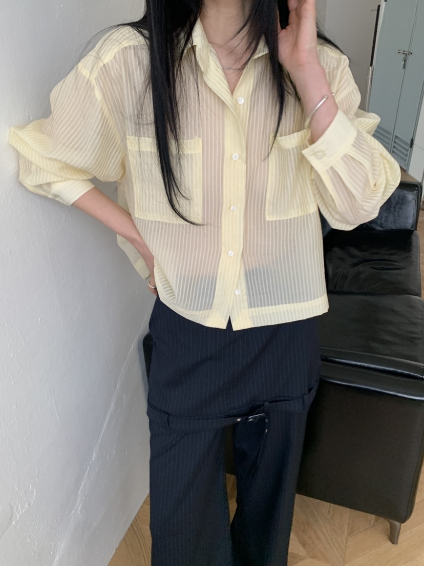 VAARA韓國代購女士新品職業26春季熱賣時尚休閑襯衫蕾絲衫VAARA襯衫/蕾絲衫