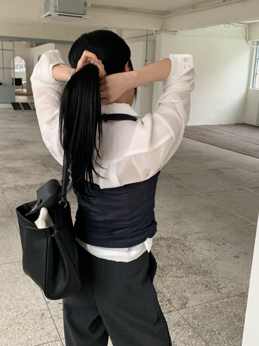 VAARA韓國代購女士新品職業26春季熱賣時尚休閑襯衫蕾絲衫VAARA襯衫/蕾絲衫