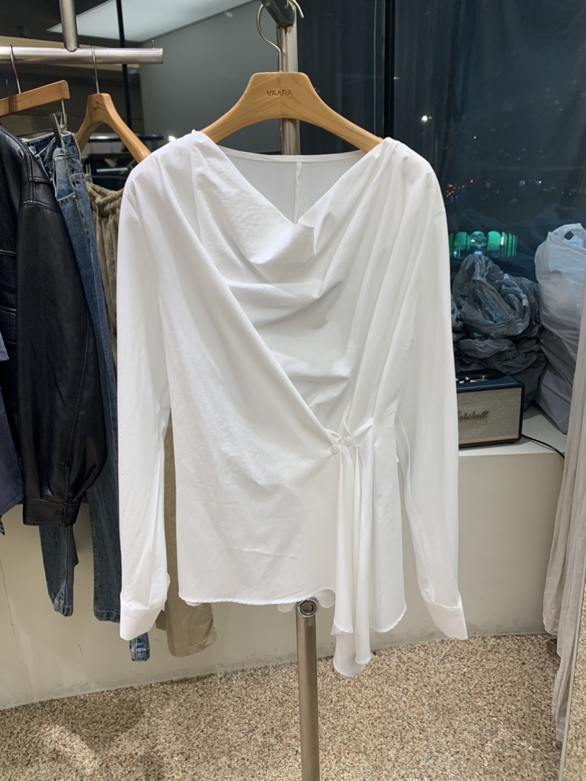 VAARA韓國代購女裝新款26春季職業人氣休閑襯衫蕾絲衫兜帽VAARA襯衫/蕾絲衫圖色2