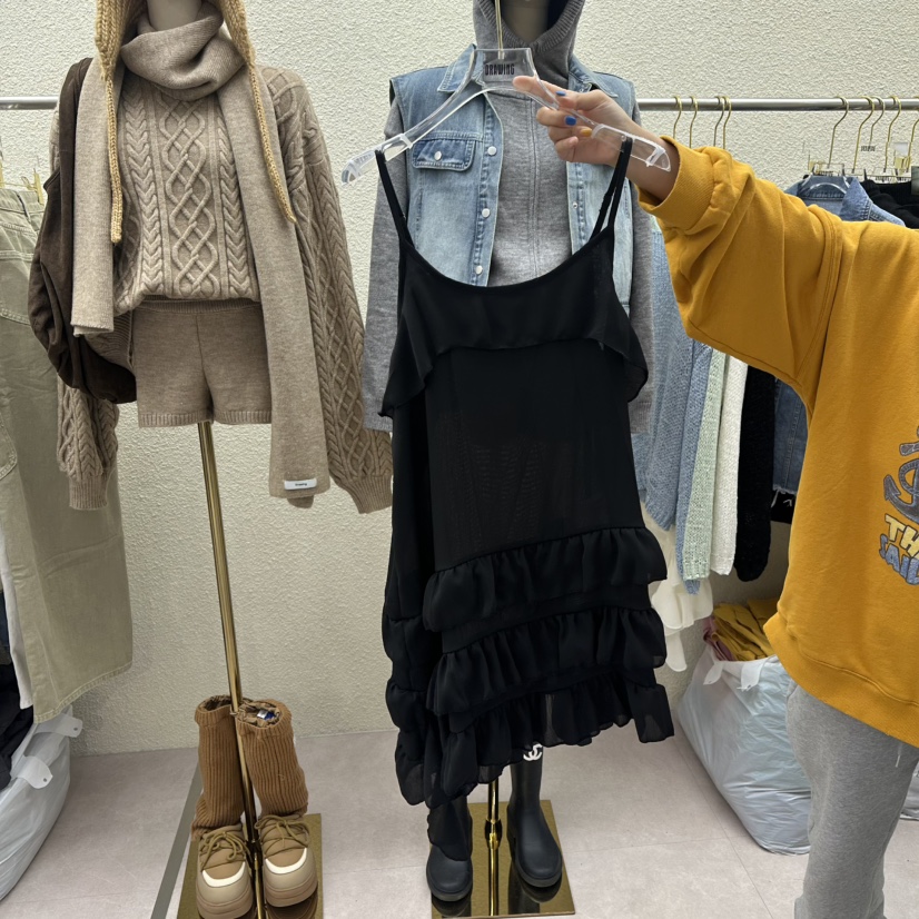 DRAWING韓國直郵女士新款推薦時尚人氣26春季連衣裙荷葉邊DRAWING連衣裙圖色2