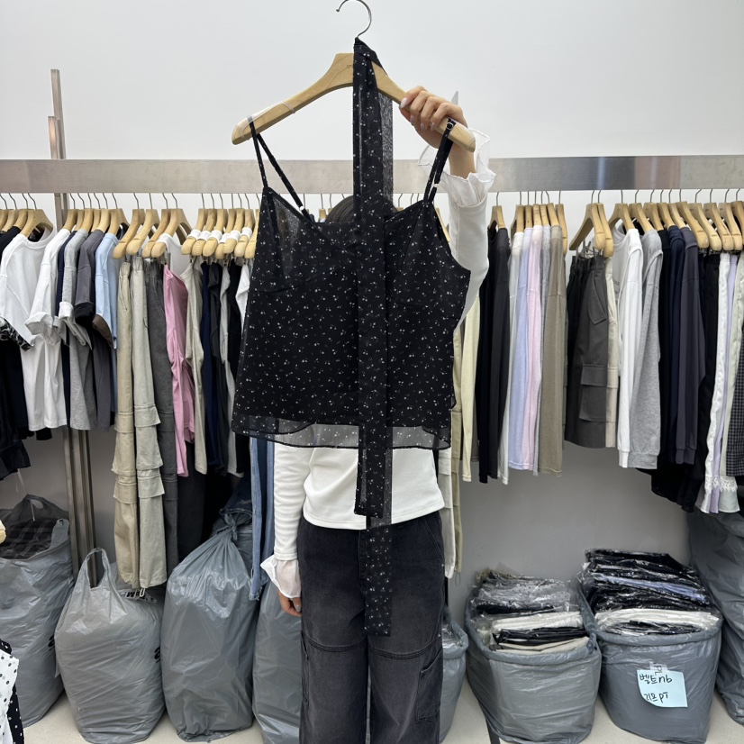 SPECIAL東大門直郵女裝新品職業推薦熱賣休閑吊帶背心含圍巾SPECIAL吊帶/背心圖色3花