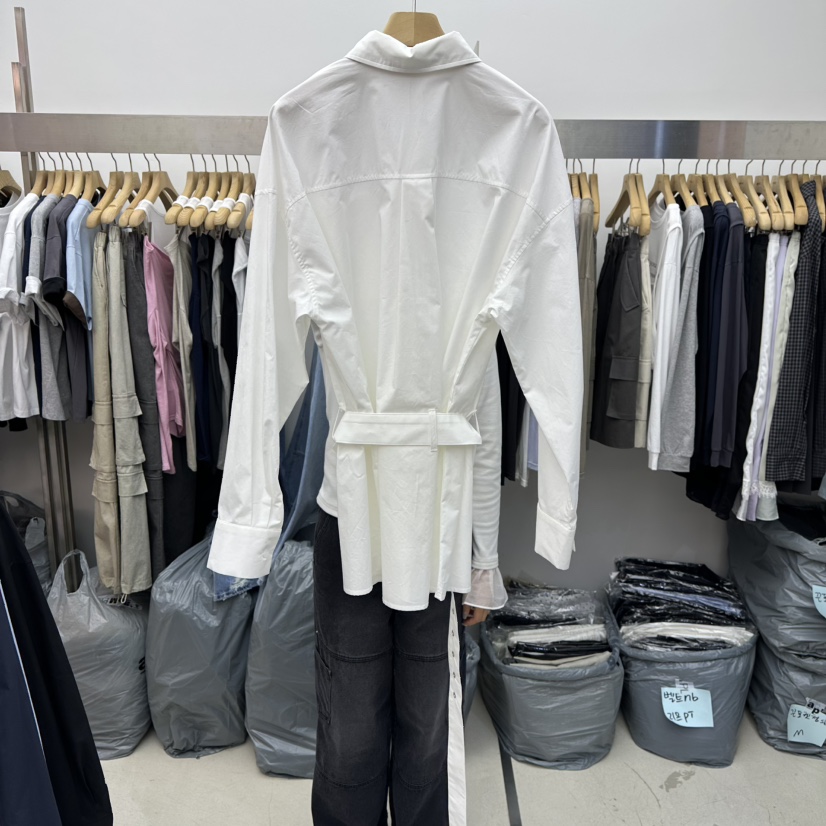 SPECIAL東大門實拍女士新品26春季職業熱賣襯衫蕾絲衫含腰帶SPECIAL襯衫/蕾絲衫