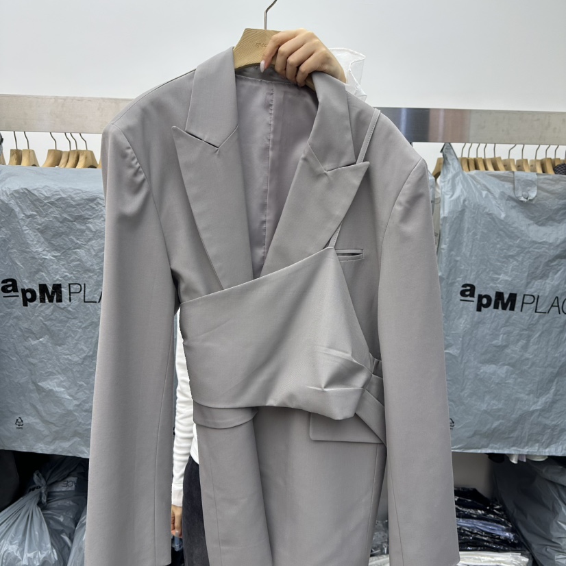 SPECIAL東大門實拍女裝新款職業時尚26春季人氣推薦吊帶背心SPECIAL吊帶/背心圖色2灰色