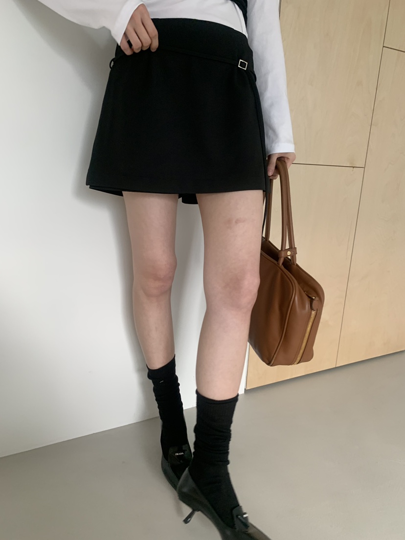 TRUE韓國代購女裝新款人氣職業26春季時尚熱賣裙褲含腰繩TRUE裙褲