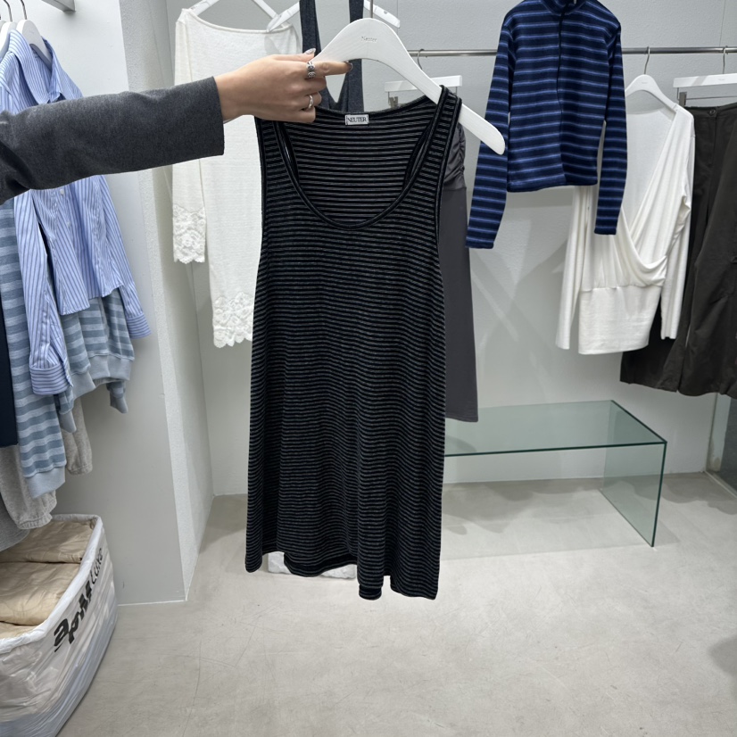 NEUTER東大門直郵女裝新款人氣26春季休閑時尚推薦吊帶背心NEUTER吊帶/背心圖色3