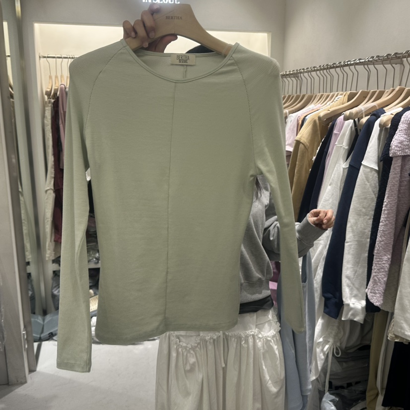 BERTHA韓國直郵女士新品休閑26春季推薦職業時尚熱賣長袖T恤BERTHA長袖T恤圖色3