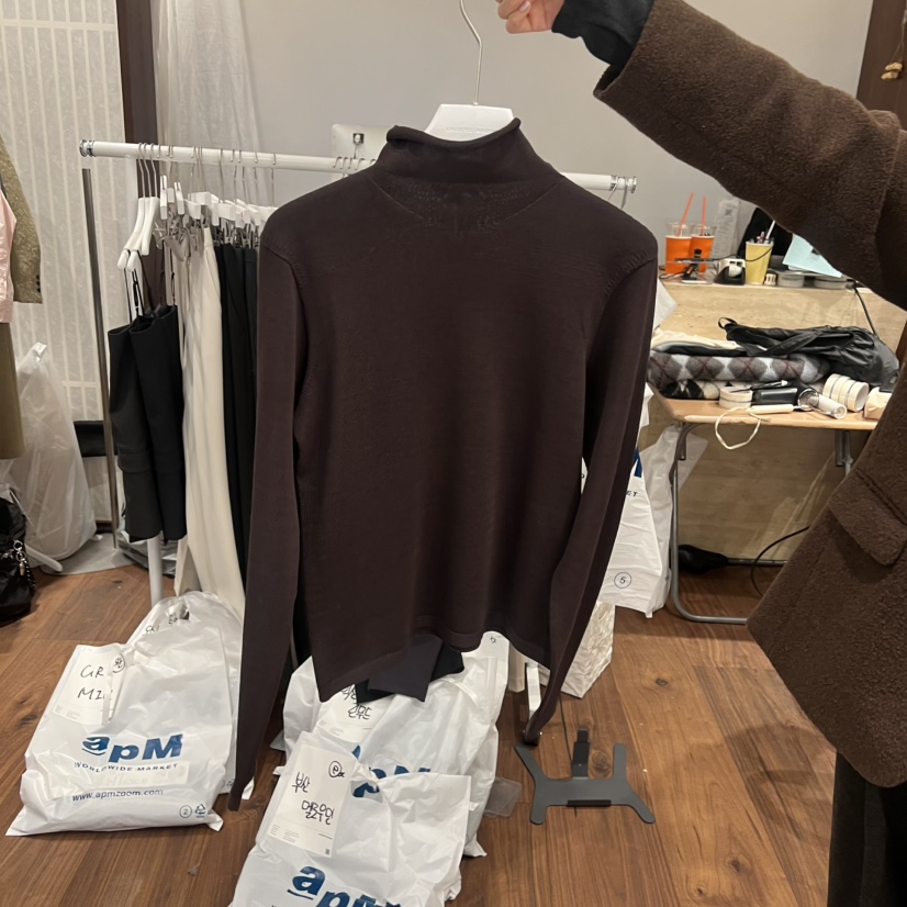 UNDERSTANDING韓國直郵女士新款休閑職業推薦人氣熱賣針織衫UNDERSTANDING針織衫圖色2