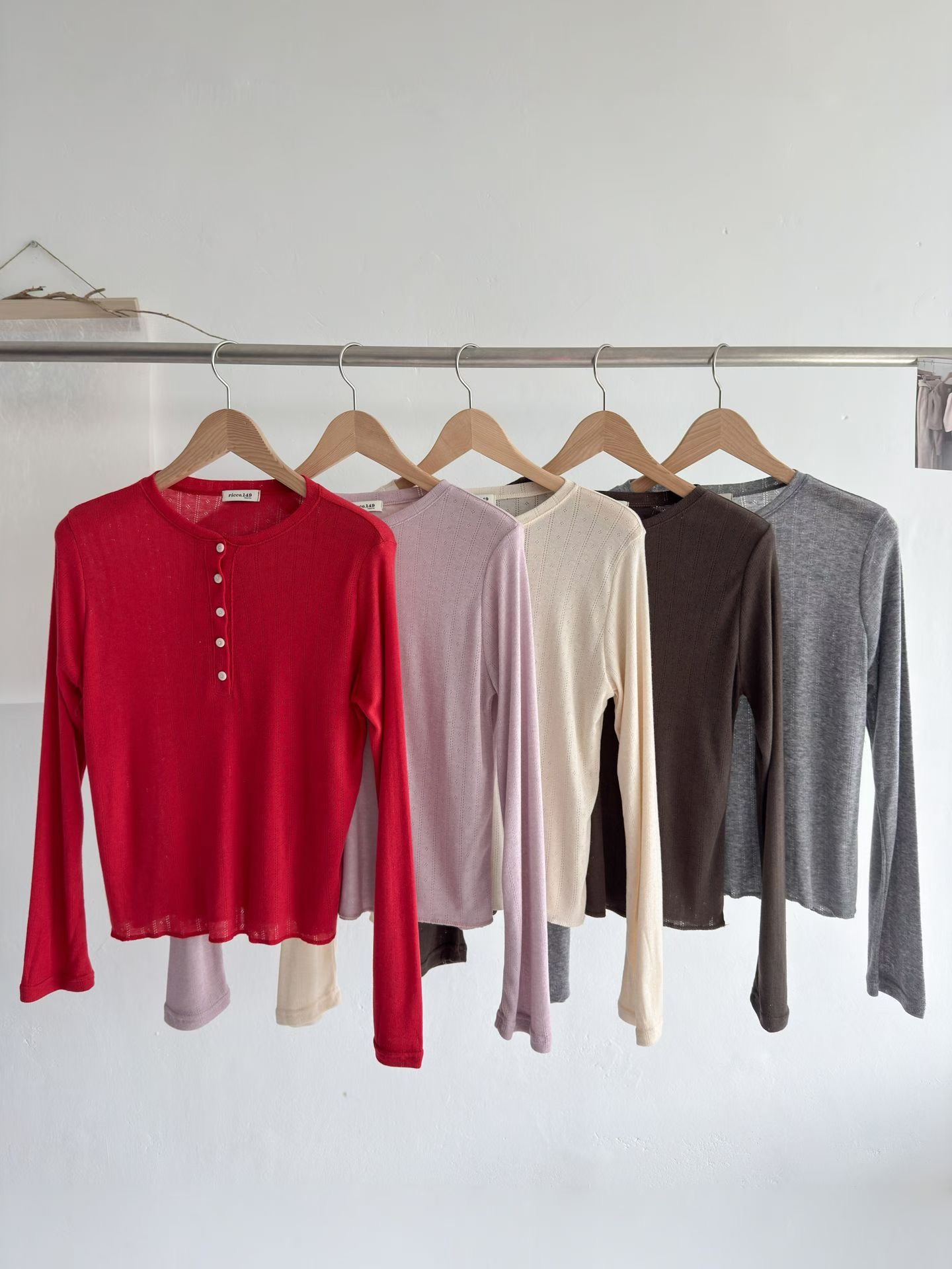 RICCO韓國代購女士新品人氣真品26春夏推薦長袖T恤羊毛紐扣RICCO長袖T恤圖色3左三色