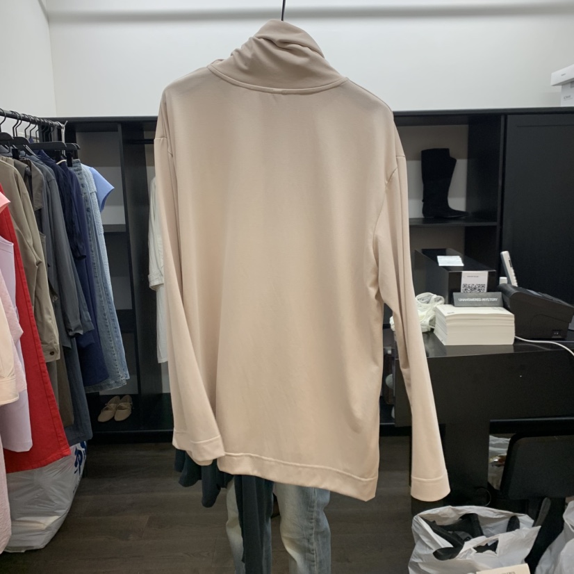 UNANSWERED-MYSTERY/FIFO東大門直郵女士新款熱賣長袖T恤UNANSWERED-MYSTERY/FIFO長袖T恤