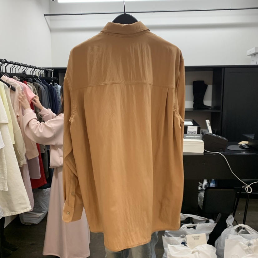 UNANSWERED-MYSTERY/FIFO韓國代購女裝新品時尚襯衫蕾絲衫UNANSWERED-MYSTERY/FIFO襯衫/蕾絲衫