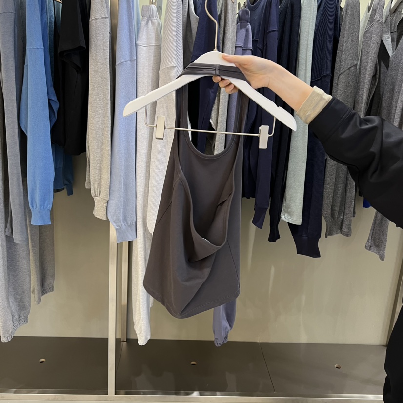 FAVE/FAVOURITE東大門代購女裝新品真品吊帶背心不含內搭FAVE/FAVOURITE吊帶/背心