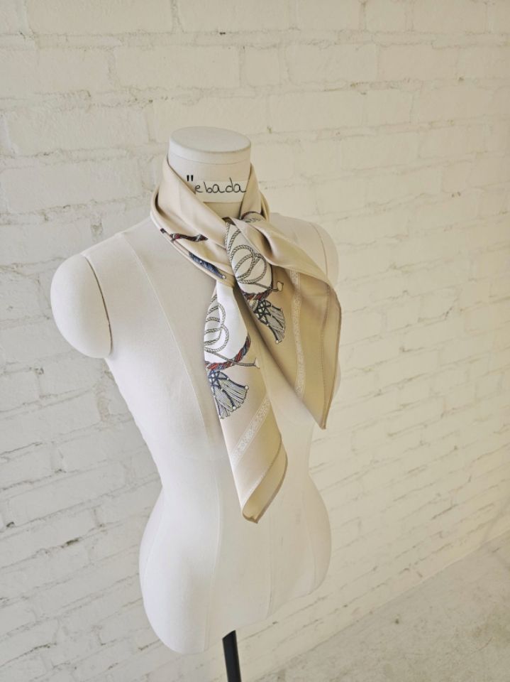 EBADA韓國代購女裝新款職業人氣休閑推薦26春季熱賣圍巾披肩EBADA圍巾/披肩